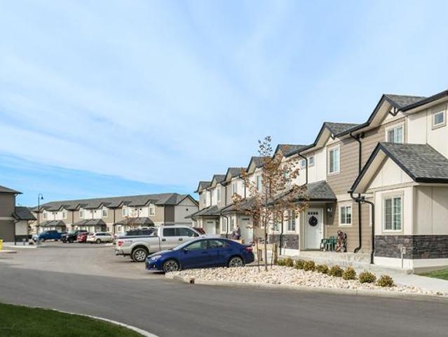 Townhouse 3 Bedroom For Rent Beaumont AB 1948 ELS94008119