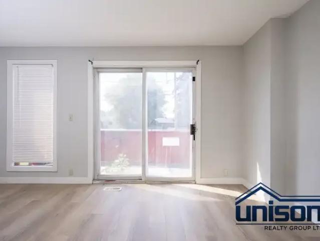 Townhouse 3 Bedroom For Rent Calgary AB 1700 ES105135567