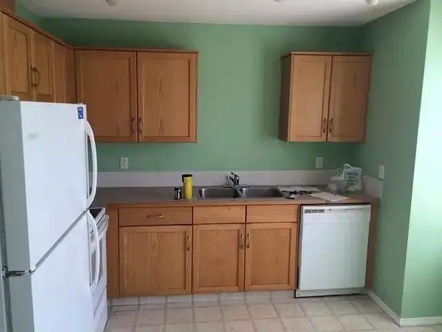 Townhouse 3 Bedroom For Rent Calgary AB 1875 ES101440635