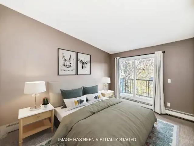 Townhouse 3 Bedroom For Rent Calgary AB 1990 ES102203872