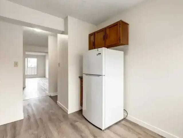 Townhouse 3 Bedroom For Rent Calgary AB 2055 ES102844630