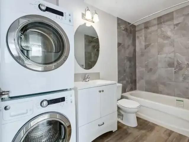 Townhouse 3 Bedroom For Rent Calgary AB 2030 ES102551061