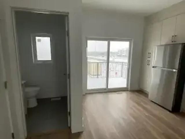 Townhouse 3 Bedroom For Rent Calgary AB 2100 ELS101399916