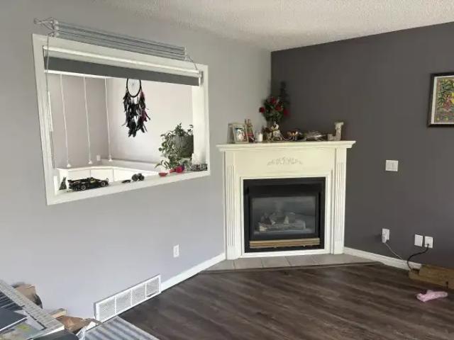 Townhouse 3 Bedroom For Rent Calgary AB 2100 ES105186028