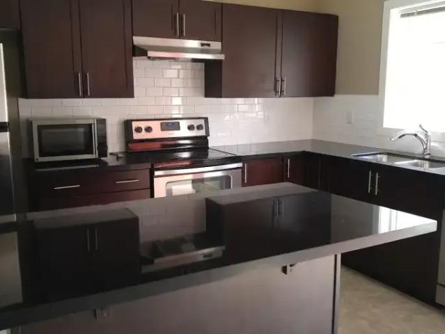 Townhouse 3 Bedroom For Rent Calgary AB 2250 ES103060513