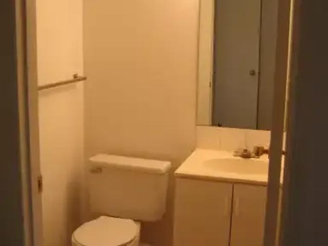 Townhouse 3 Bedroom For Rent Calgary AB 2250 ES104638303