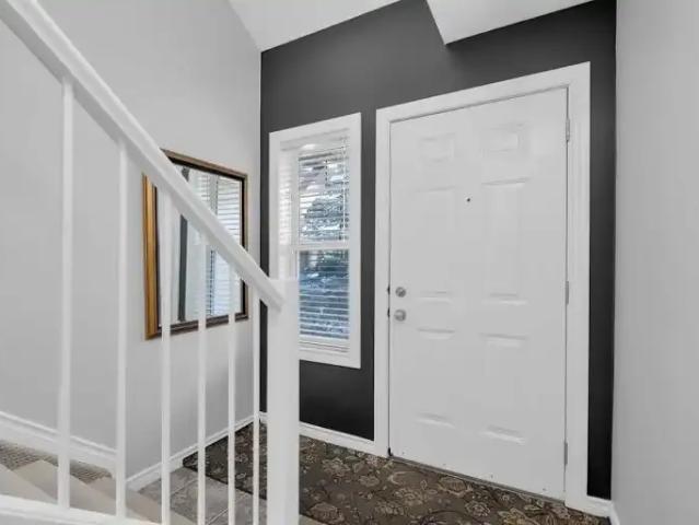 Townhouse 3 Bedroom For Rent Calgary AB 2200 ELS101789782