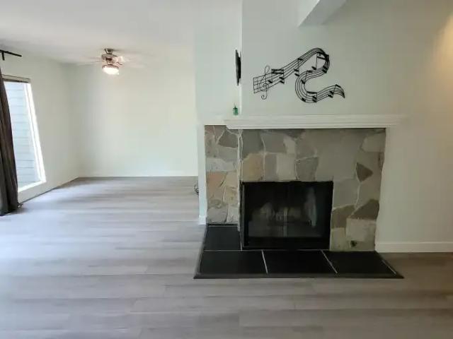 Townhouse 3 Bedroom For Rent Calgary AB 2400 ES104178929