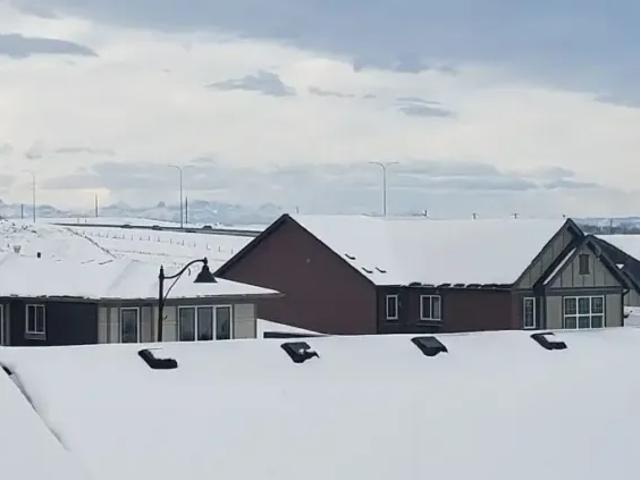 Townhouse 3 Bedroom For Rent Calgary AB 2600 ELS102467885