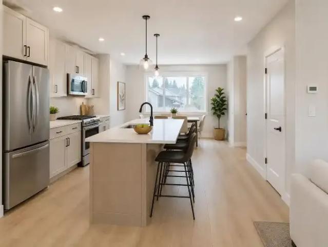 Townhouse 3 Bedroom For Rent Calgary AB 2800 ES104940801