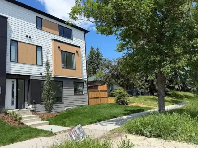 Townhouse 3 Bedroom For Rent Calgary AB 3400 ES104182011