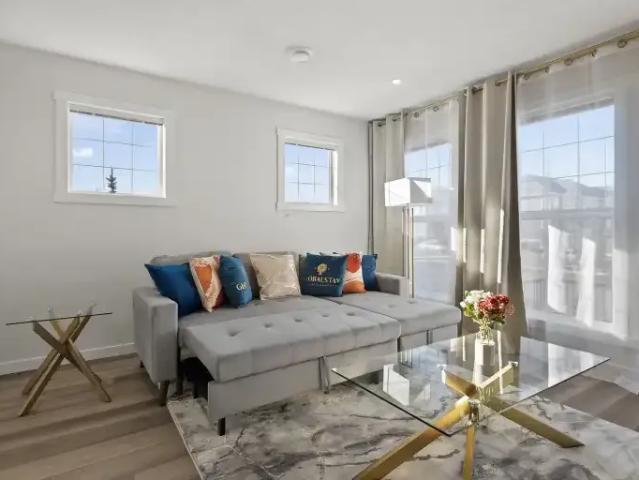 Townhouse 3 Bedroom For Rent Calgary AB 4000 ELS101339502