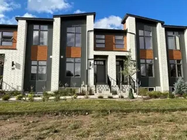 Townhouse 3 Bedroom For Rent Cambridge ON 2599 ES105135684
