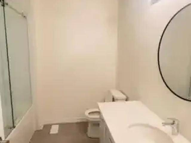 Townhouse 3 Bedroom For Rent Cambridge ON 2650 ES98491011