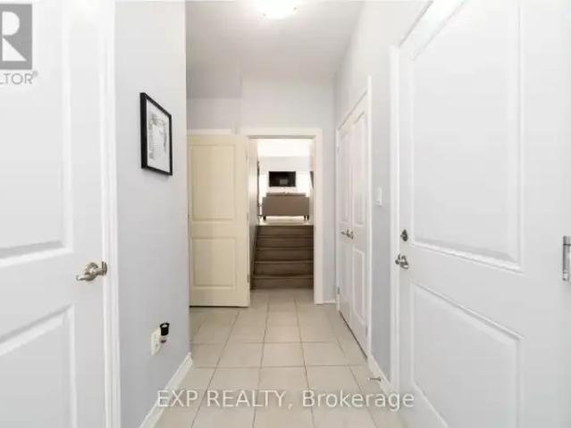 Townhouse 3 Bedroom For Rent Cambridge ON 2700 ES105088051