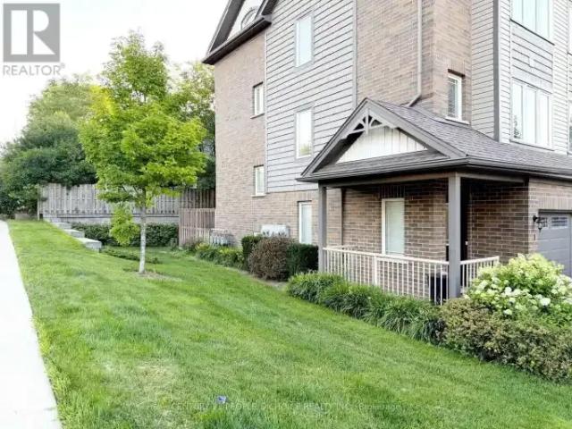 Townhouse 3 Bedroom For Rent Cambridge ON 2750 ES104681973