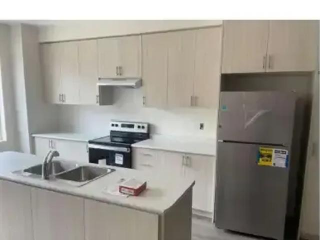 Townhouse 3 Bedroom For Rent Cambridge ON 2800 ELS101687763
