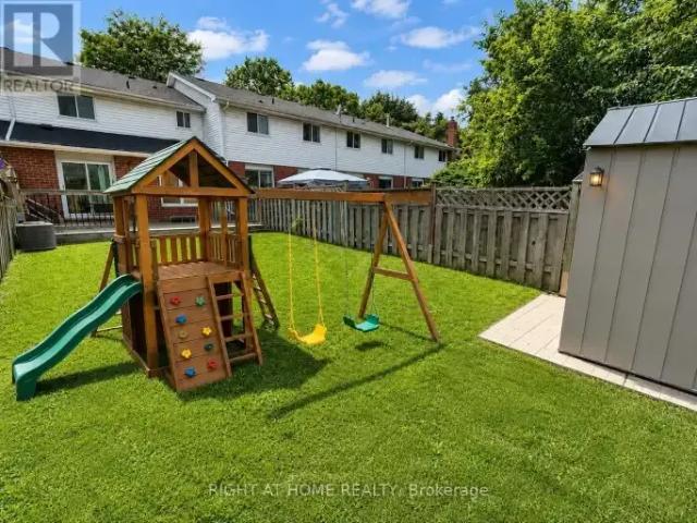Townhouse 3 Bedroom For Rent Cambridge ON 2800 ES104711646