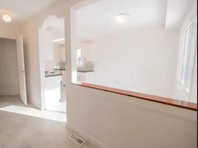 Townhouse 3 Bedroom For Rent Edmonton AB 1650 ES102113825