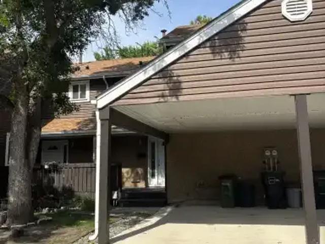 Townhouse 3 Bedroom For Rent Edmonton AB 1650 ES104292198