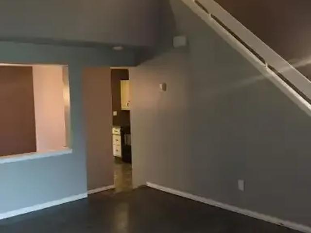 Townhouse 3 Bedroom For Rent Edmonton AB 1700 ES103411072