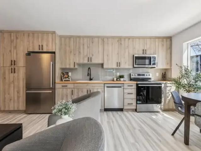 Townhouse 3 Bedroom For Rent Edmonton AB 1775 ES102085793