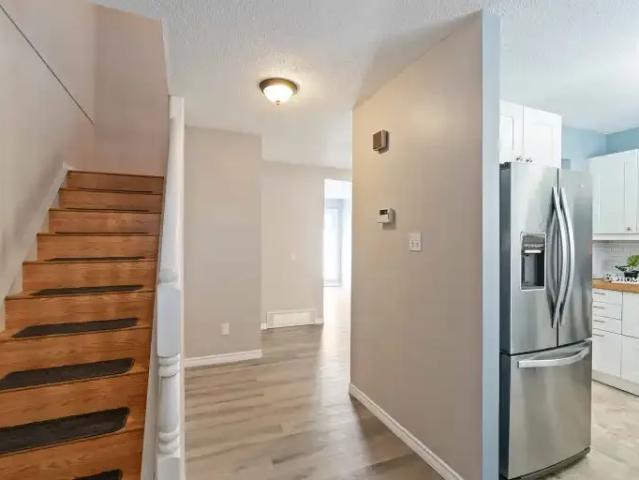 Townhouse 3 Bedroom For Rent Edmonton AB 1775 ES104863502