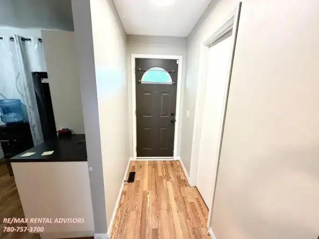 Townhouse 3 Bedroom For Rent Edmonton AB 1800 ES105410733