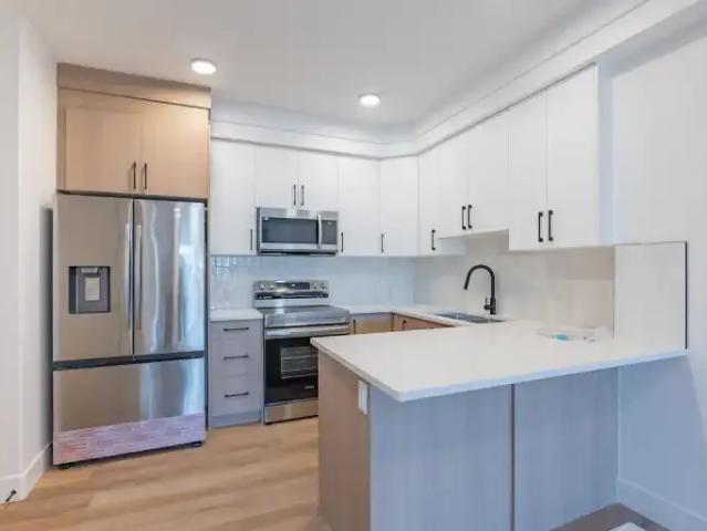 Townhouse 3 Bedroom For Rent Edmonton AB 1850 ES101789531