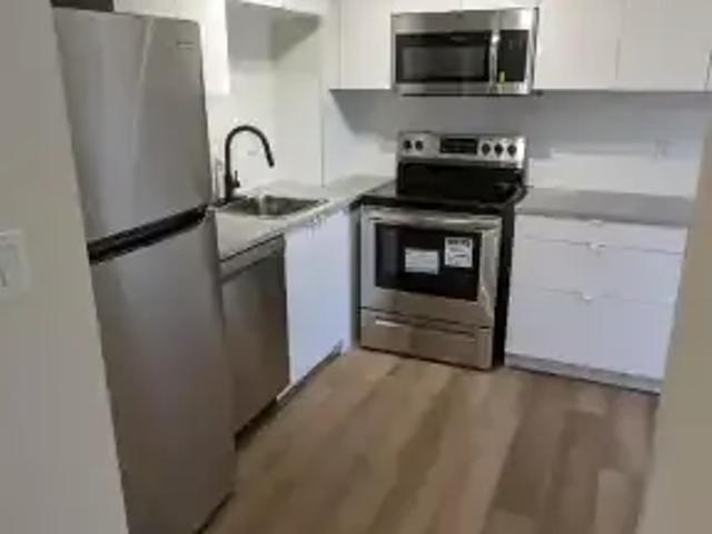 Townhouse 3 Bedroom For Rent Edmonton AB 1850 ES102578678