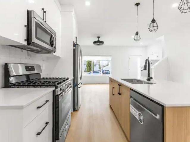 Townhouse 3 Bedroom For Rent Edmonton AB 1850 ES104506746