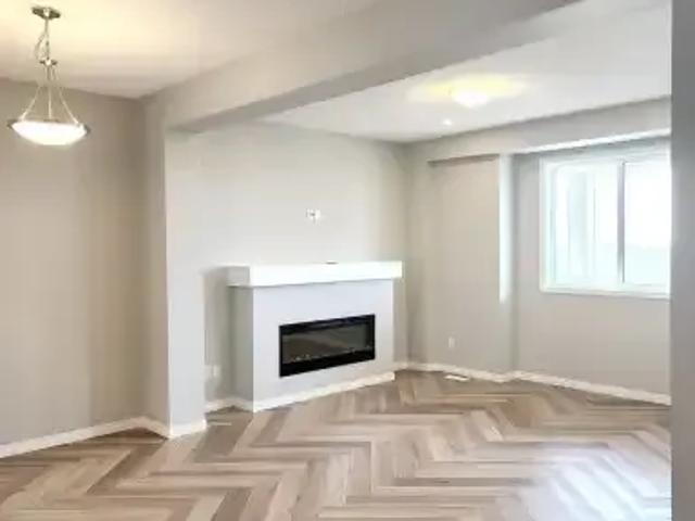 Townhouse 3 Bedroom For Rent Edmonton AB 1900 ES103011542