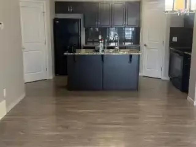 Townhouse 3 Bedroom For Rent Edmonton AB 1950 ES105023105