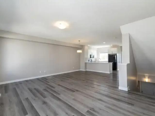 Townhouse 3 Bedroom For Rent Edmonton AB 1960 ES104182073