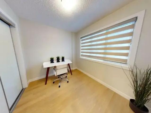 Townhouse 3 Bedroom For Rent Edmonton AB 1999 ES105047187