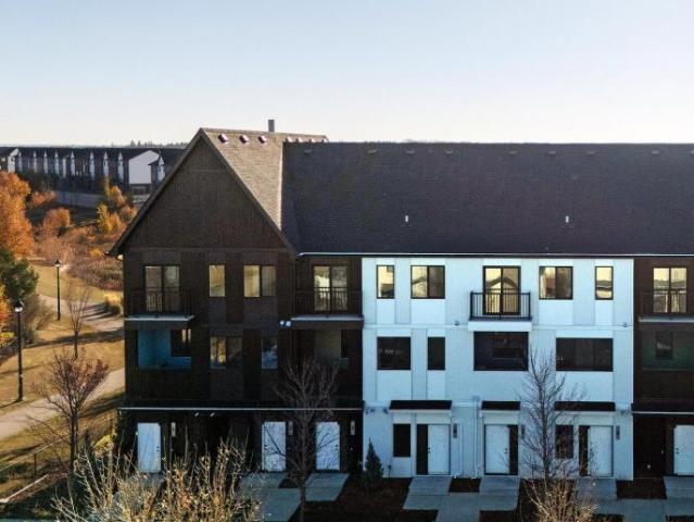 Townhouse 3 Bedroom For Rent Edmonton AB 2445 ES98311929