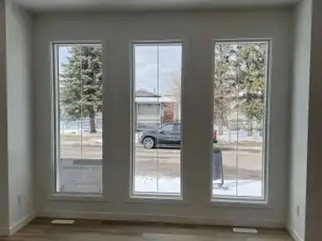 Townhouse 3 Bedroom For Rent Edmonton AB 2500 ELS101475980
