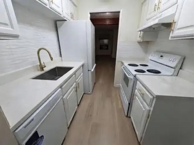 Townhouse 3 Bedroom For Rent Edmonton AB 2050 ES104991523