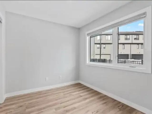 Townhouse 3 Bedroom For Rent Edmonton AB 2050 ES104322260