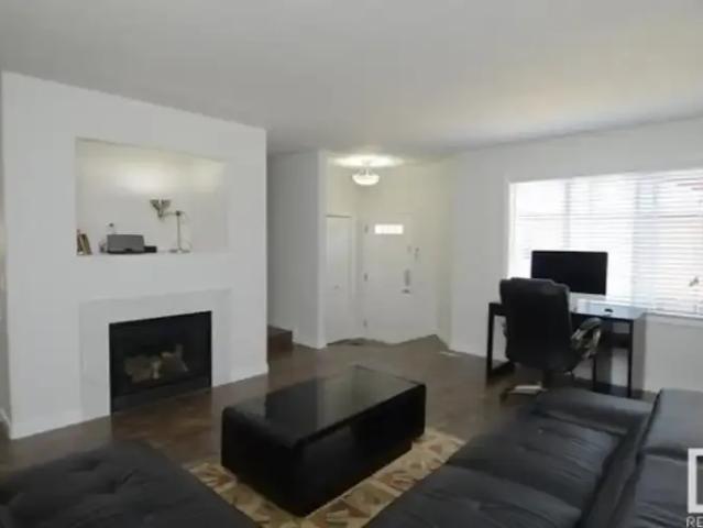 Townhouse 3 Bedroom For Rent Edmonton AB 2100 ES103030620