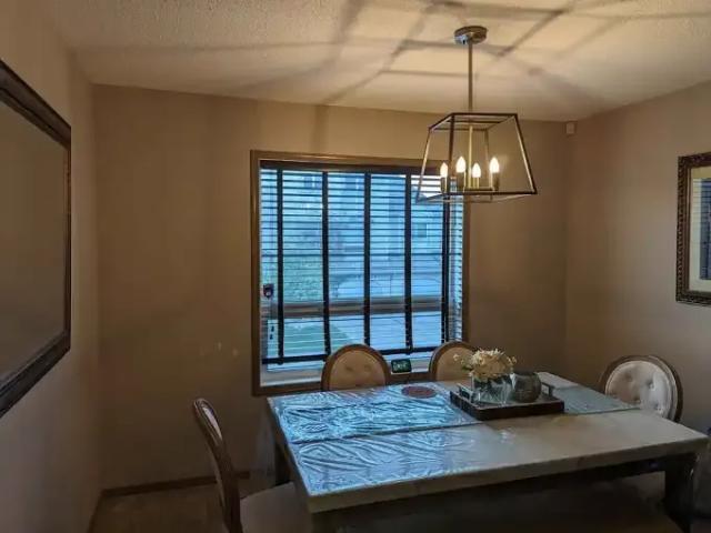 Townhouse 3 Bedroom For Rent Edmonton AB 2100 ES104182316