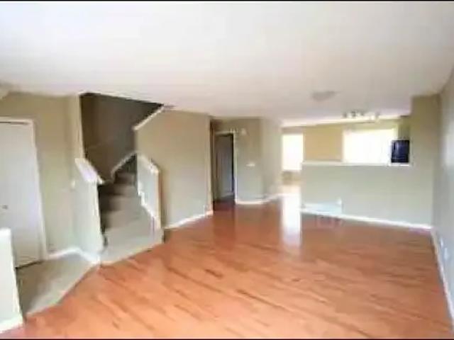 Townhouse 3 Bedroom For Rent Edmonton AB 2200 ES103410766