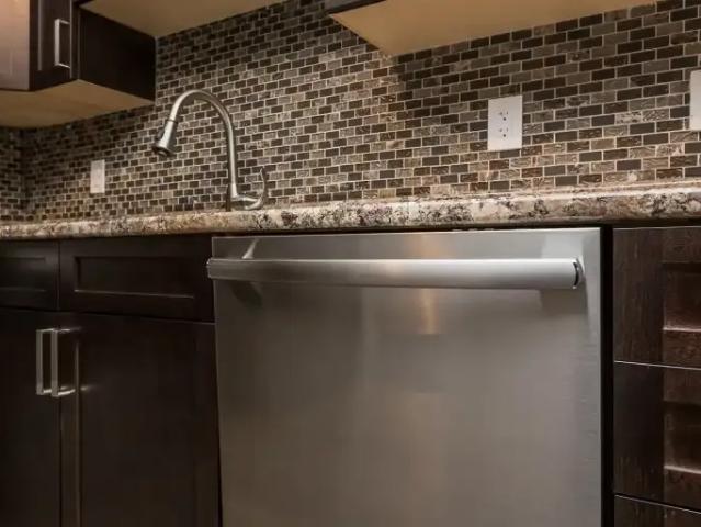 Townhouse 3 Bedroom For Rent Edmonton AB 2200 ES104182533