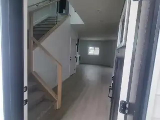 Townhouse 3 Bedroom For Rent Edmonton AB 2300 ELS102578644