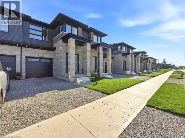 Townhouse 3 Bedroom For Rent Fort Erie ON 2400 ELS101725440