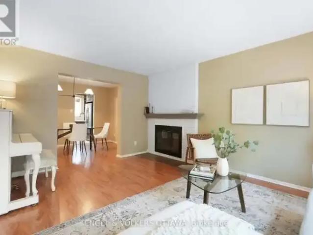 Townhouse 3 Bedroom For Rent Gloucester ON 2700 ES103338480