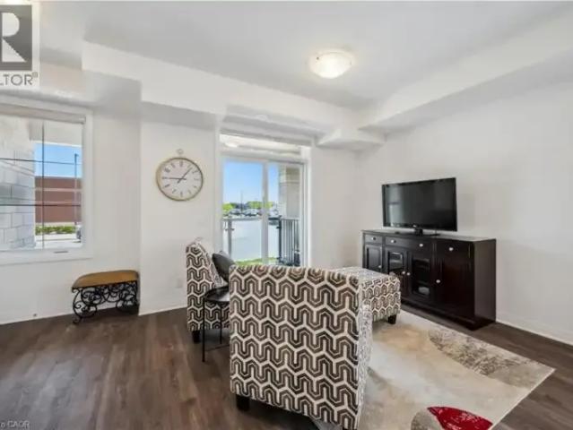 Townhouse 3 Bedroom For Rent Kitchener ON 2399 ES102811699