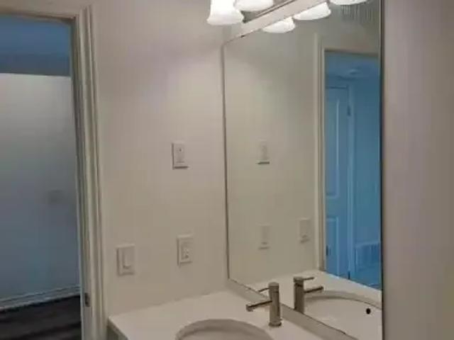 Townhouse 3 Bedroom For Rent Kitchener ON 2500 ES104957762