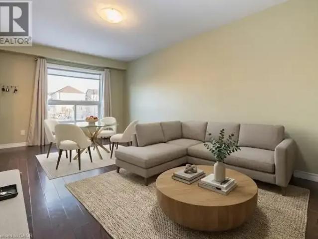 Townhouse 3 Bedroom For Rent Kitchener ON 2750 ES101090225