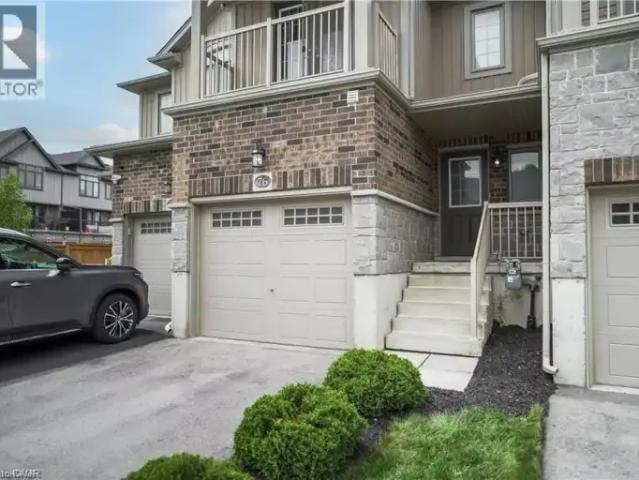 Townhouse 3 Bedroom For Rent Kitchener ON 2850 ES103920579